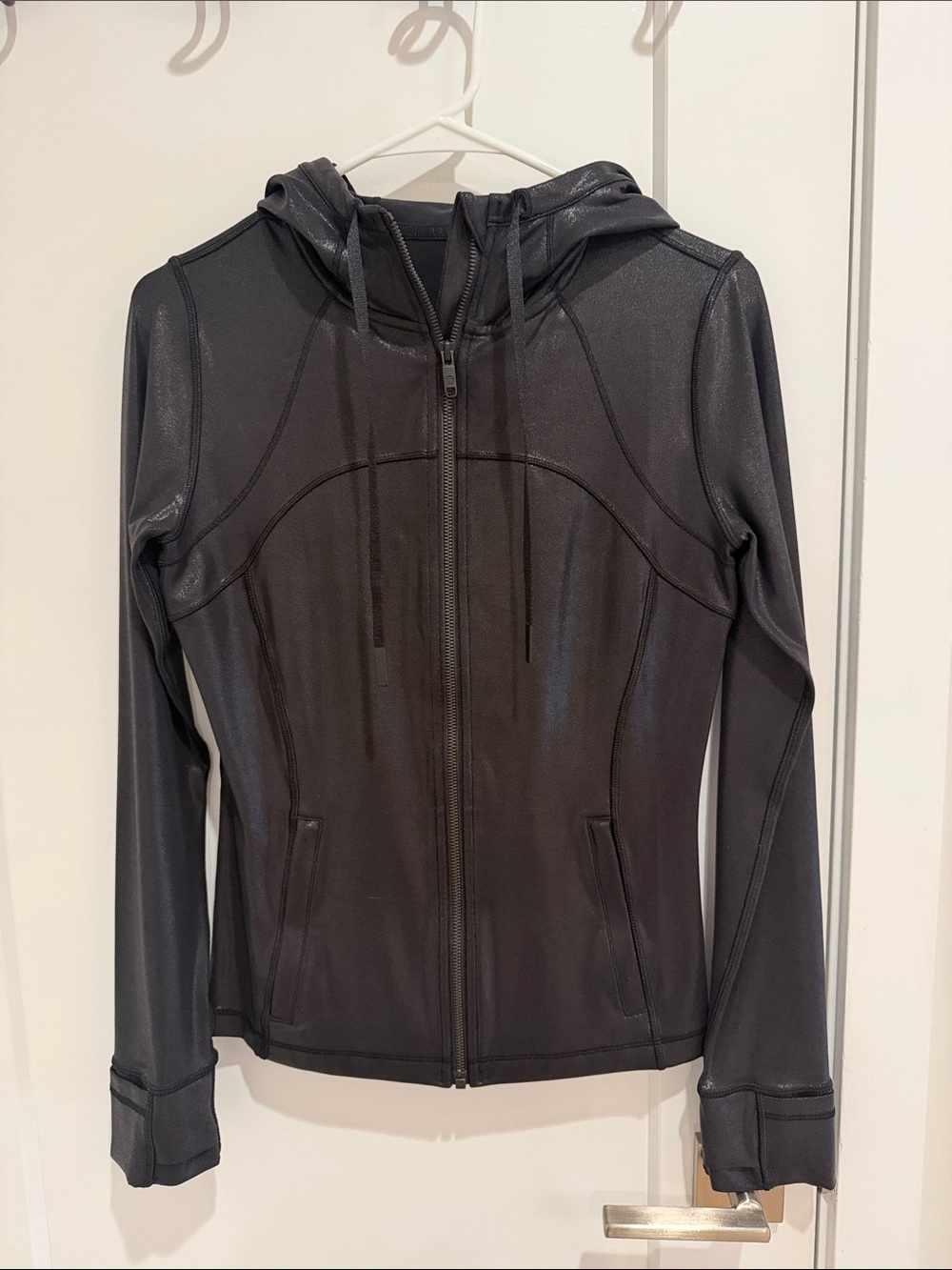 Lulu Lemon Women’s Black Hooded Zip Jacket